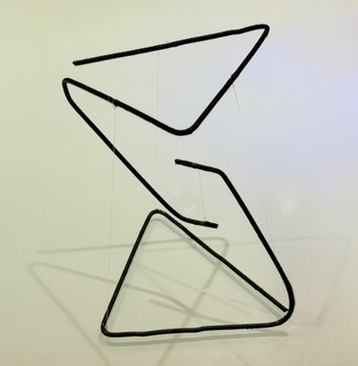 Triangulo Flutuante montado, angulo 3